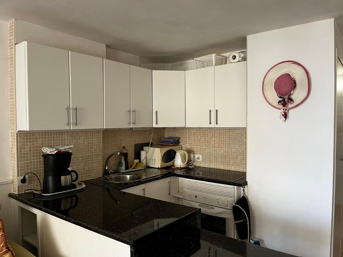 Borinquen Studio Apartment Плайя-Фаньябе Экстерьер фото